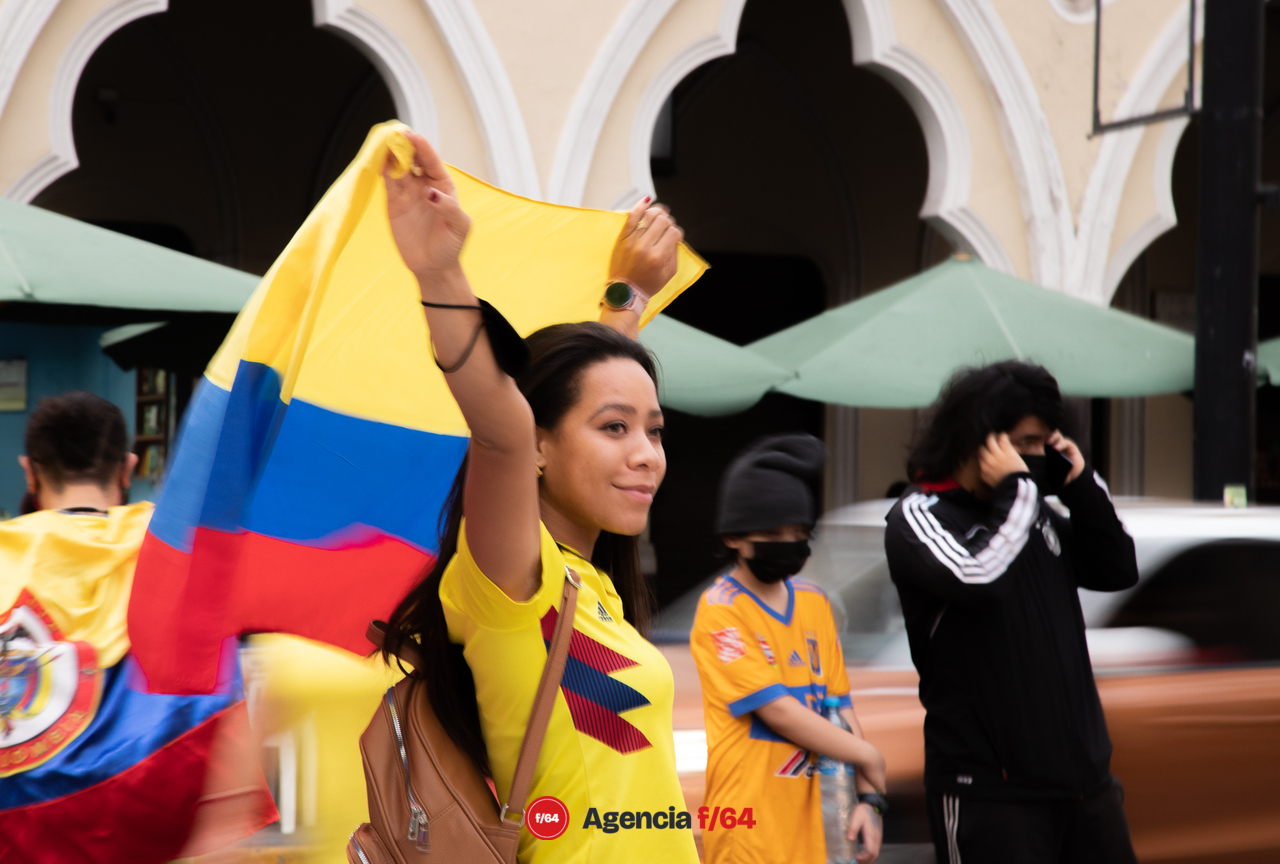 Manifestación pacífica de Colombianos.