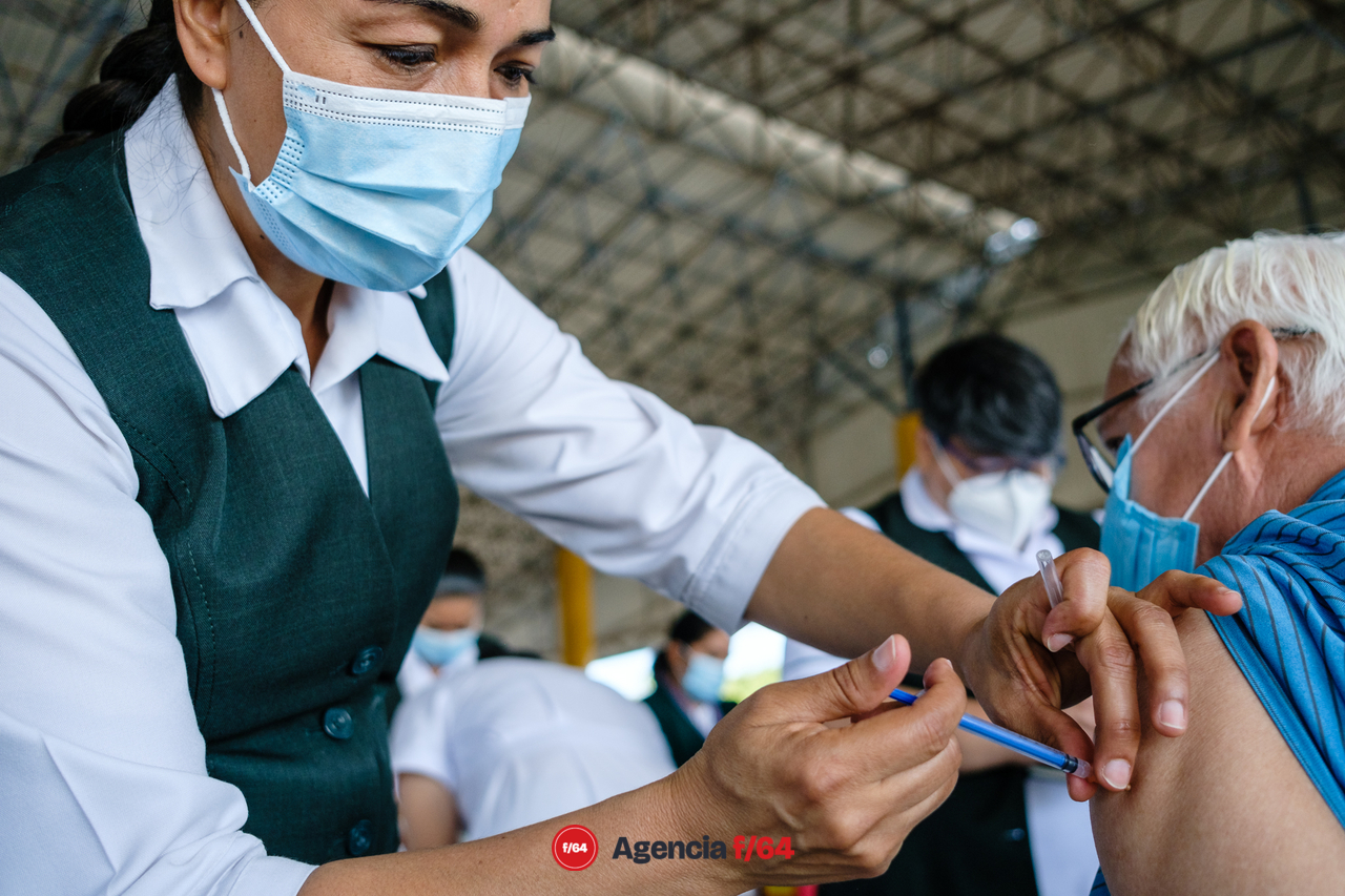Enfermeras y enfermeros del sector Salud del Estado de Colima que han trabajado en la vacunación contra COVID-19.