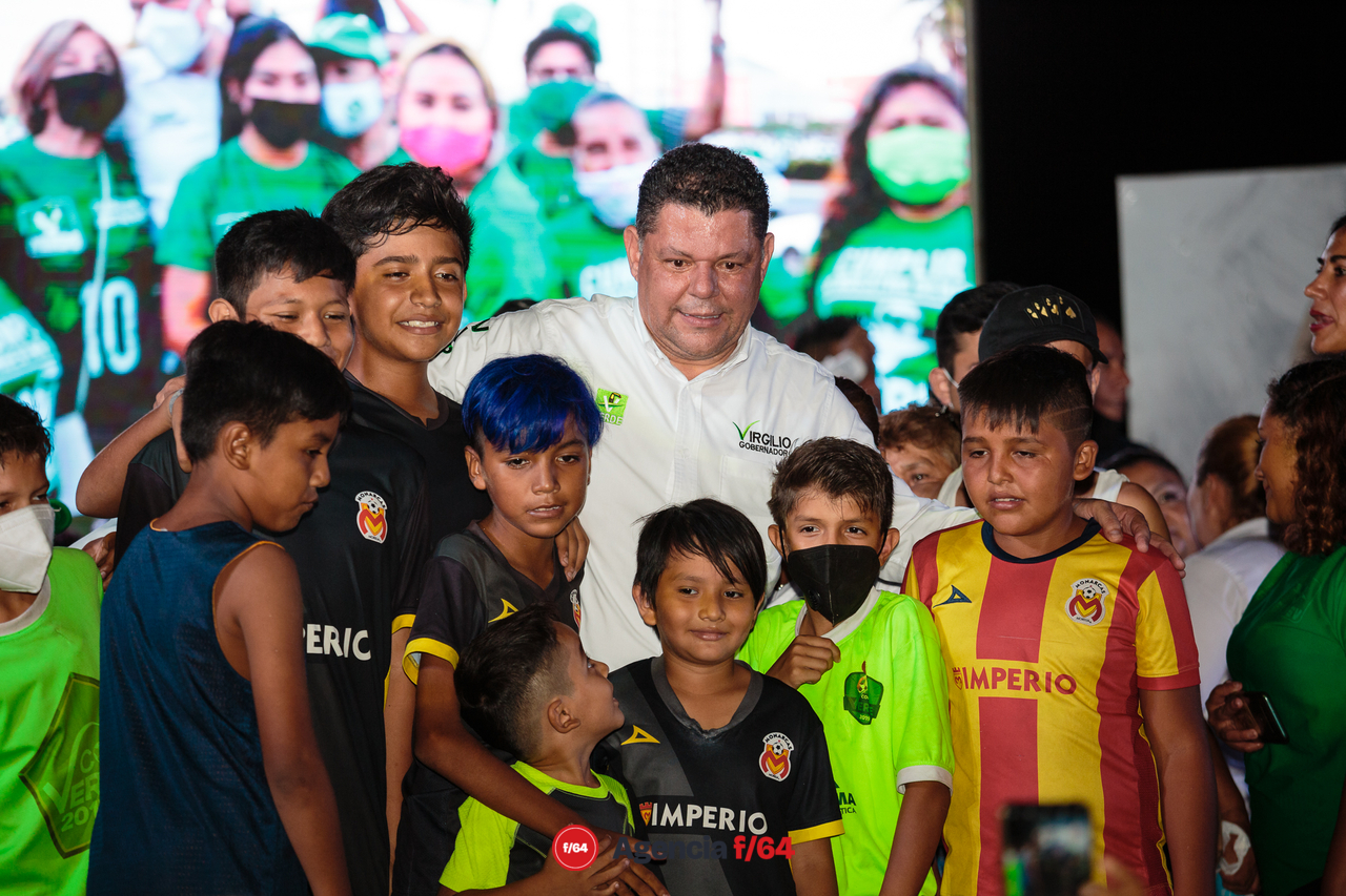 Virgilio Mendoza, candidato a la gubernatura del Estado de Colima por el Partido Verde.