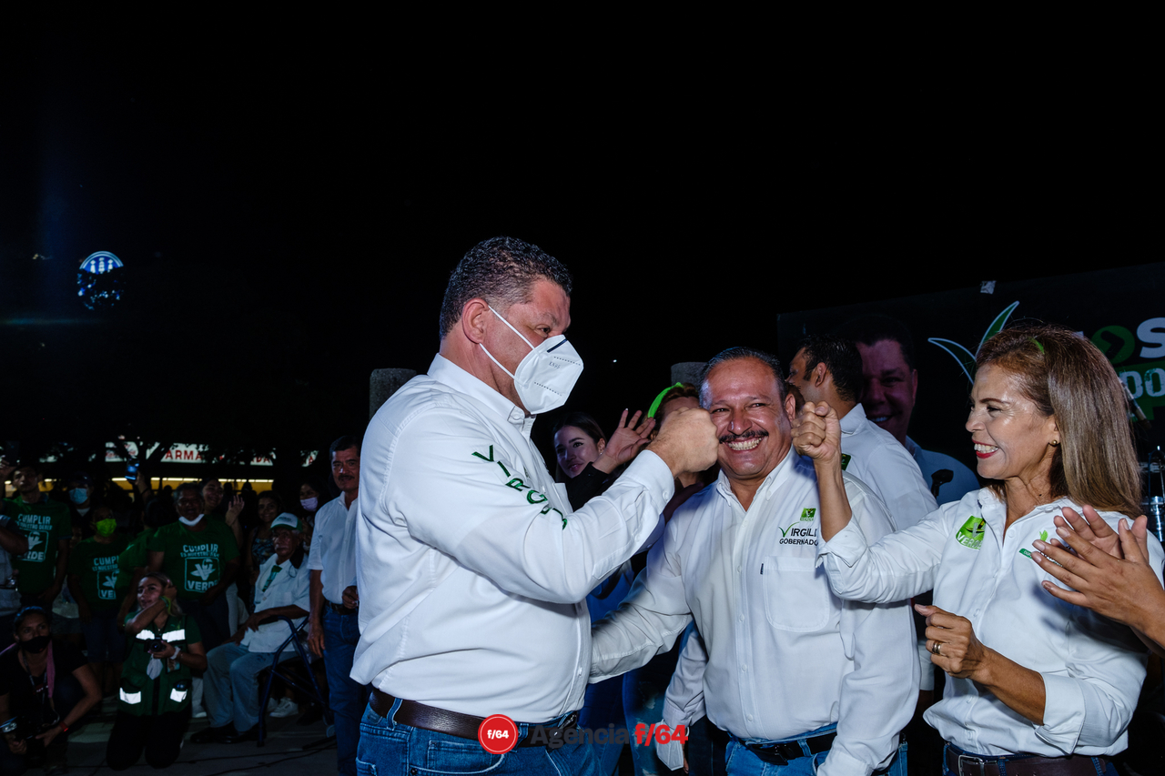 Cierre de los candidatos del Partido Verde en Manzanillo.