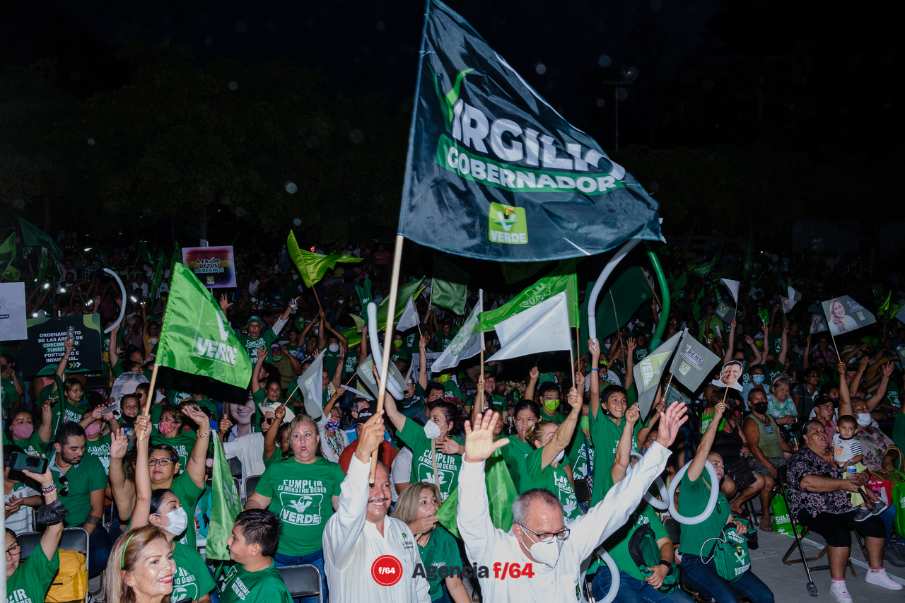 Cierre de los candidatos del Partido Verde en Manzanillo.