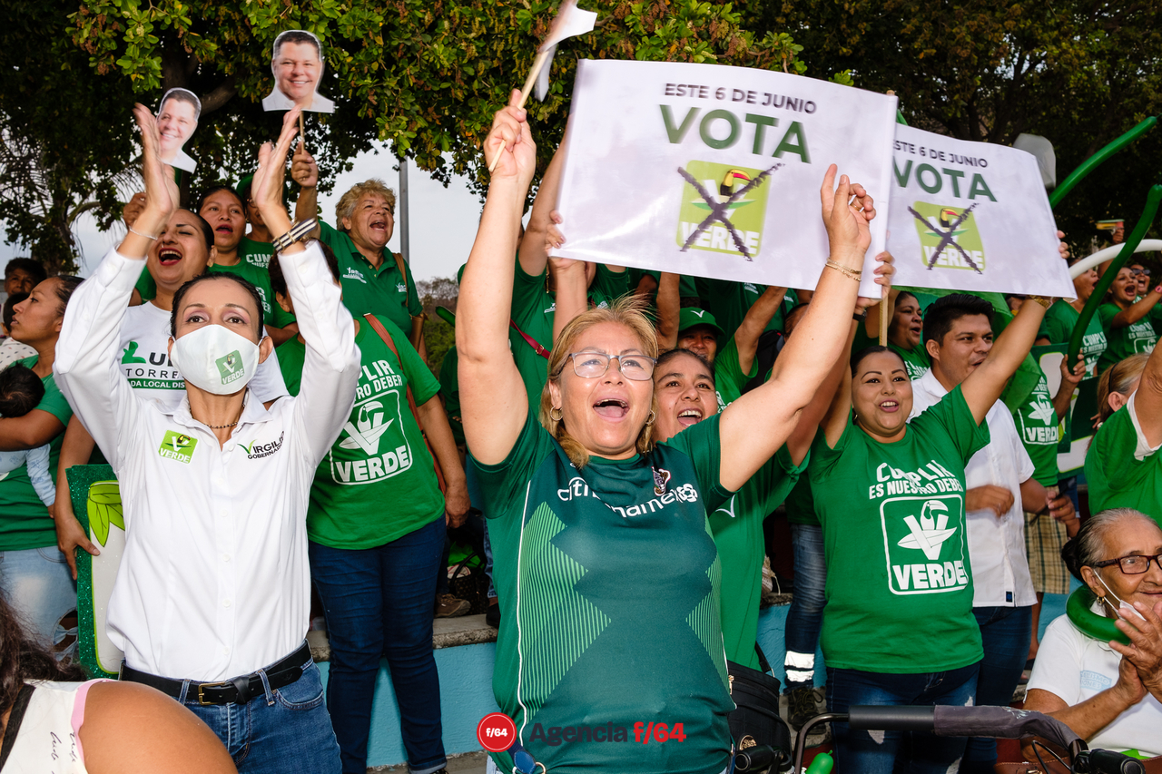 Cierre de los candidatos del Partido Verde en Manzanillo.