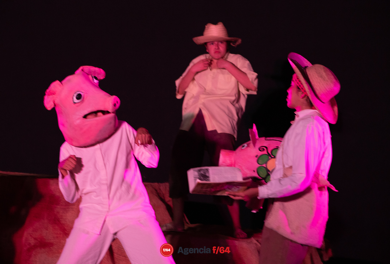 Compañía de Teatro Caracol.