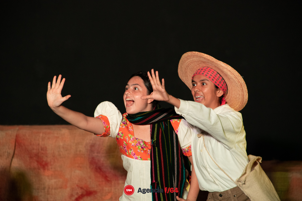 Compañía de Teatro Caracol.