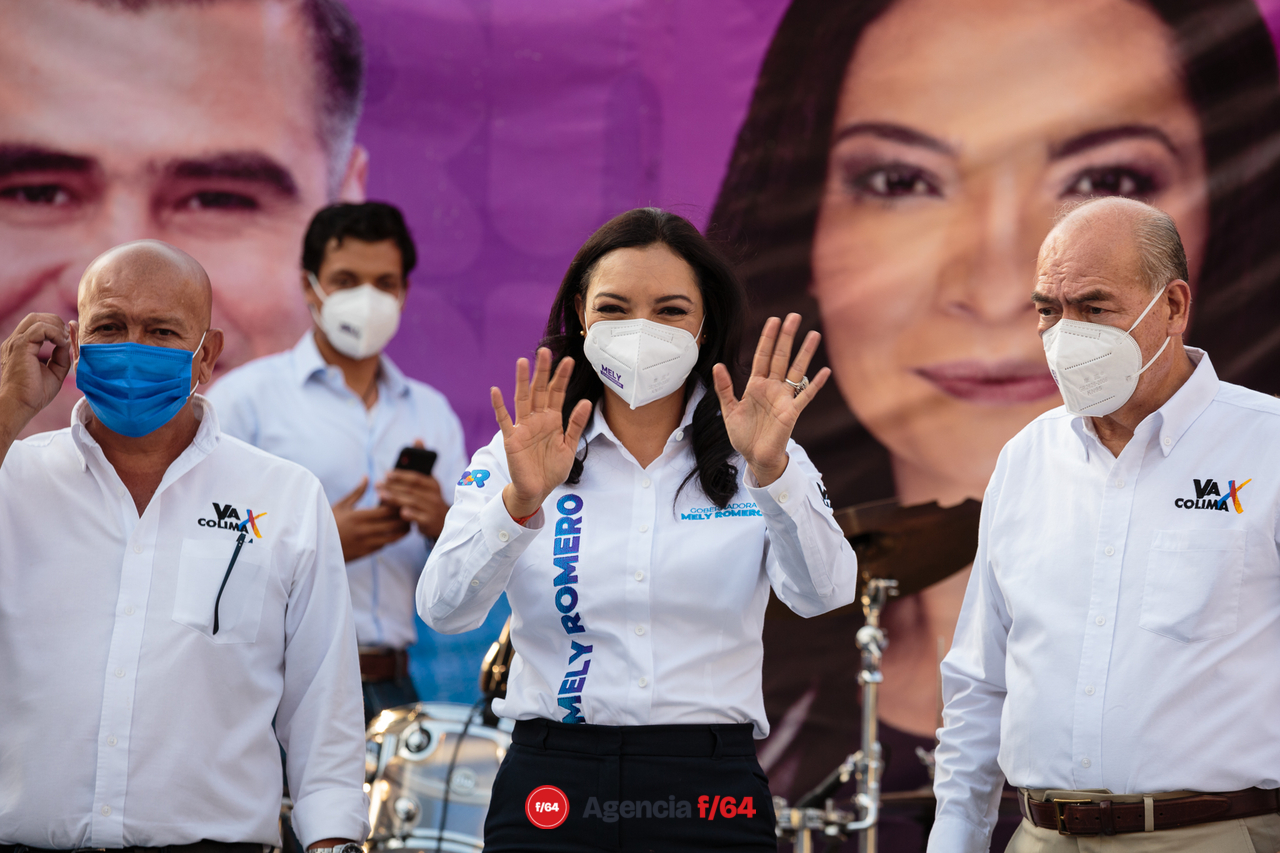 Mely Romero, candidata a la gubernatura del Estado de Colima por la coalición "Vá por Colima" realizó dos cierres de campaña. 