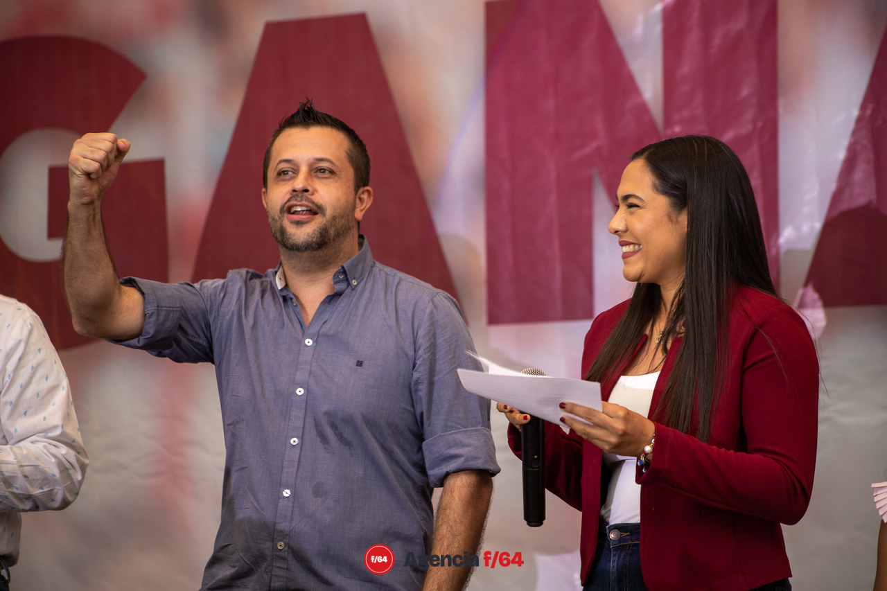 Indira Vizcaíno se perfila para ganar la elección a gobernadora con el 32.92% de los votos contra el 27.52% de la segunda posición. Por primera ocasión el Estado de Colima no será gobernado por el Partido Revolucionario Institucional.