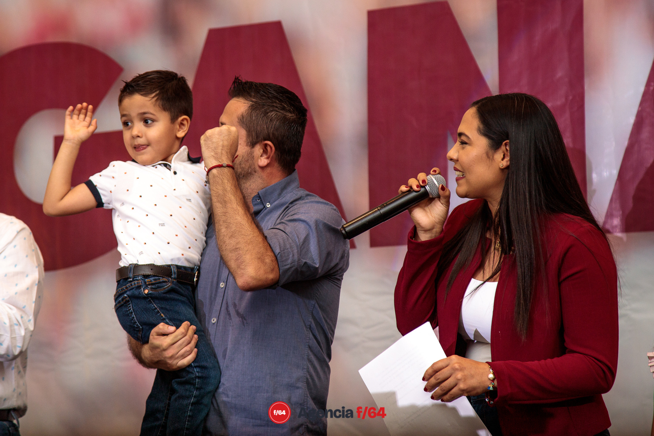 Indira Vizcaíno se perfila para ganar la elección a gobernadora con el 32.92% de los votos contra el 27.52% de la segunda posición. Por primera ocasión el Estado de Colima no será gobernado por el Partido Revolucionario Institucional.