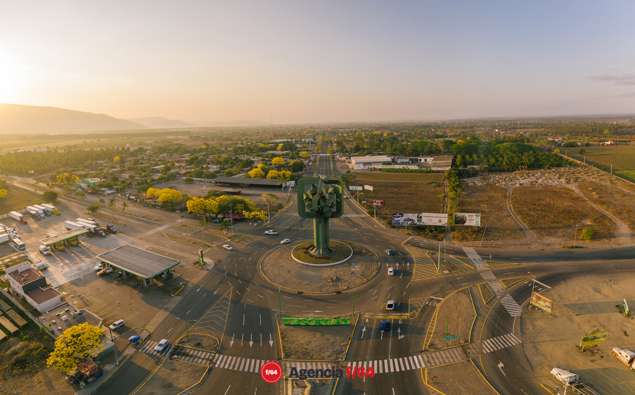El Árbol de la Vida (limonero) en Tecomán.