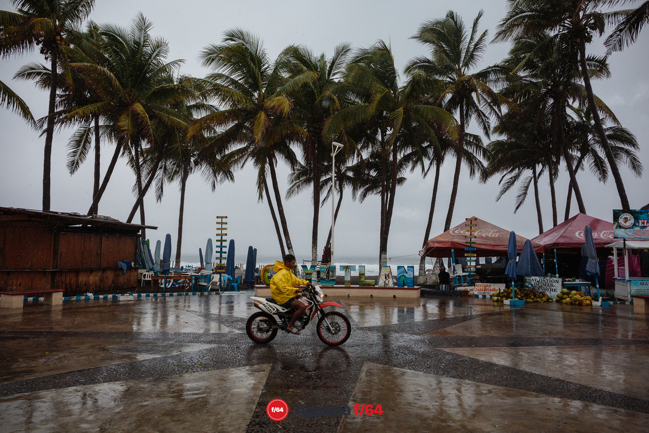 Malecón de Cuyutlán Armería.