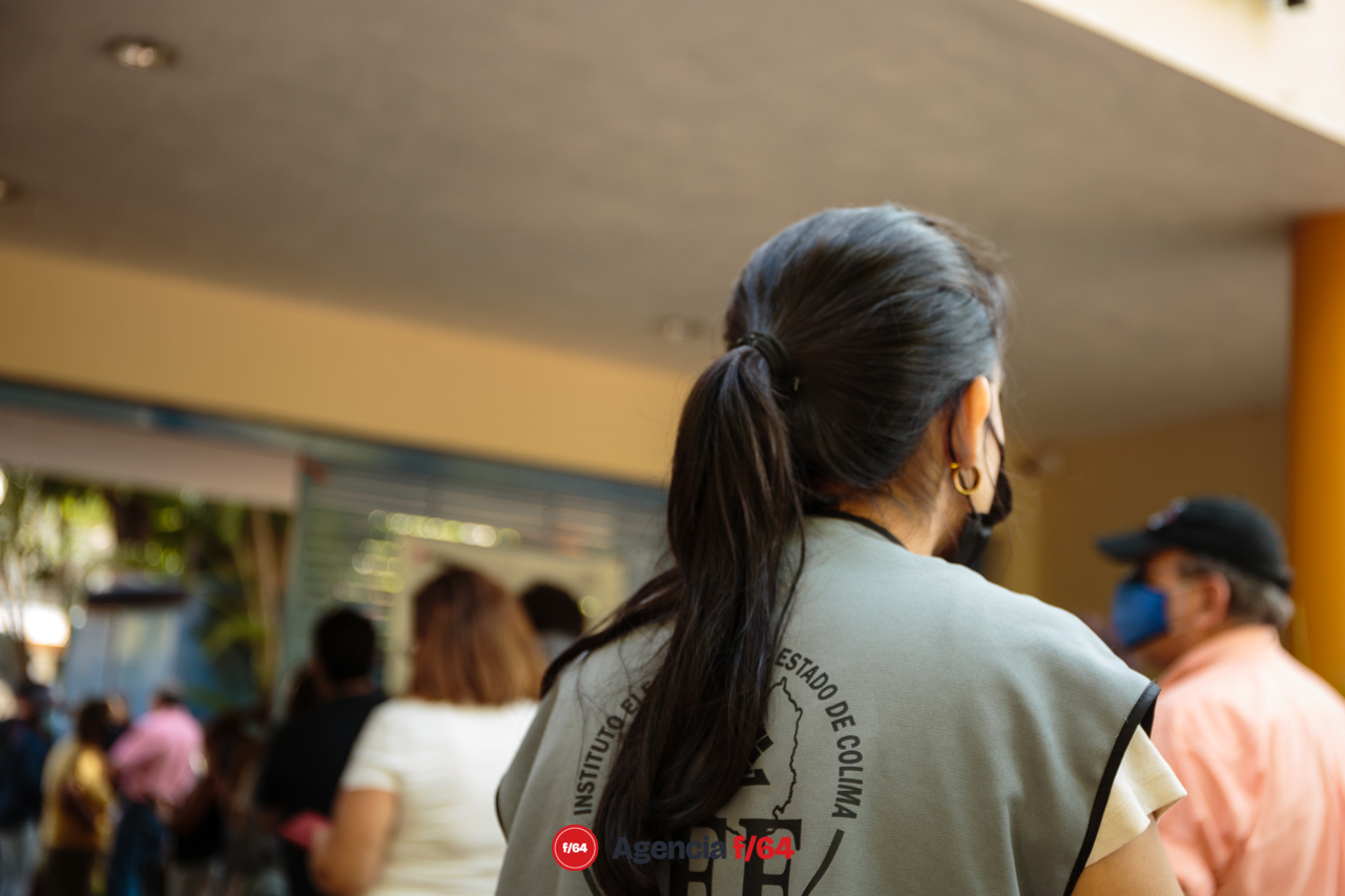 Voto en Colima capital.