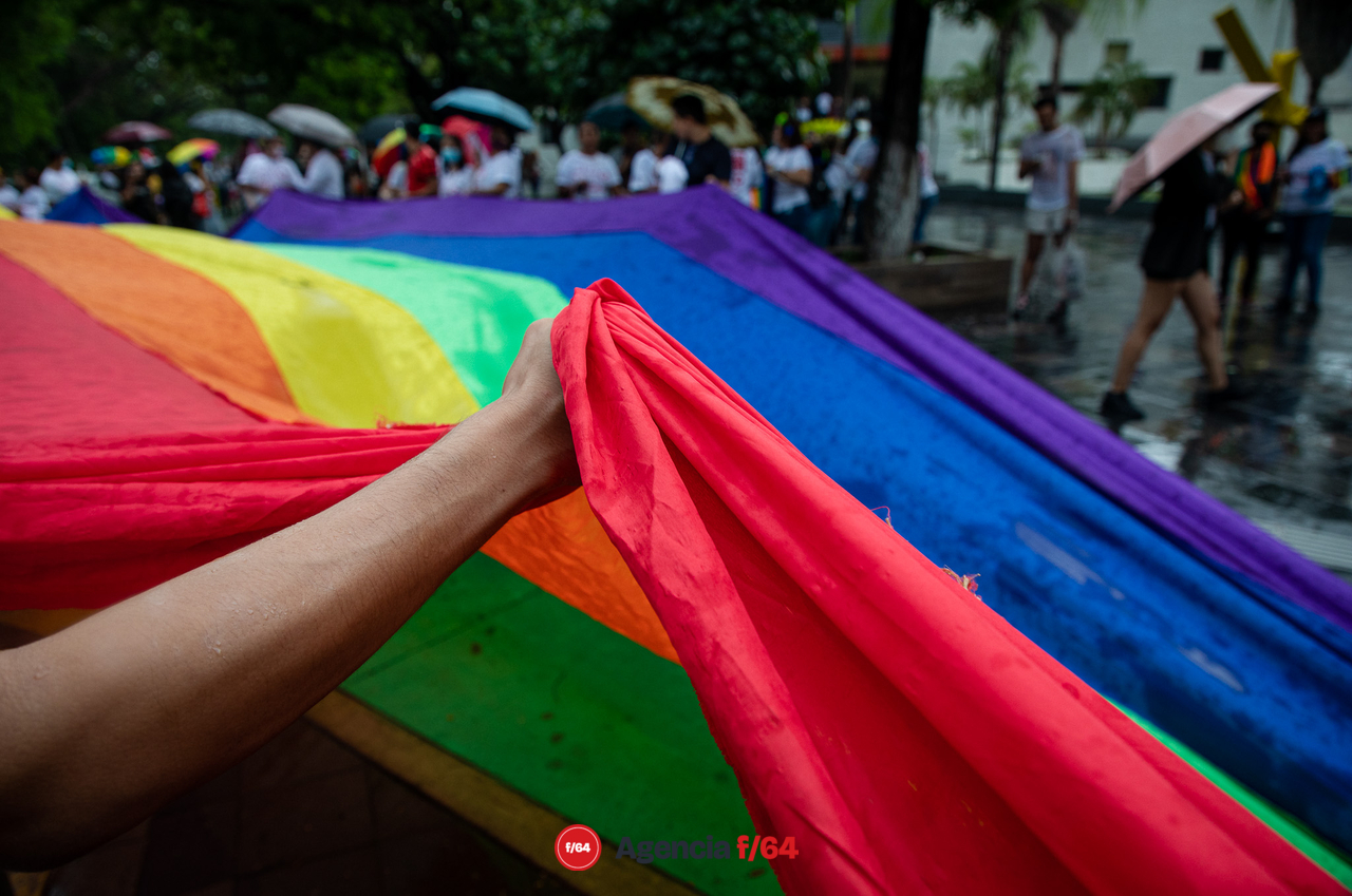 La Comunidad LGBTIQ+ se manifiesta y exigen justicia por Valeria