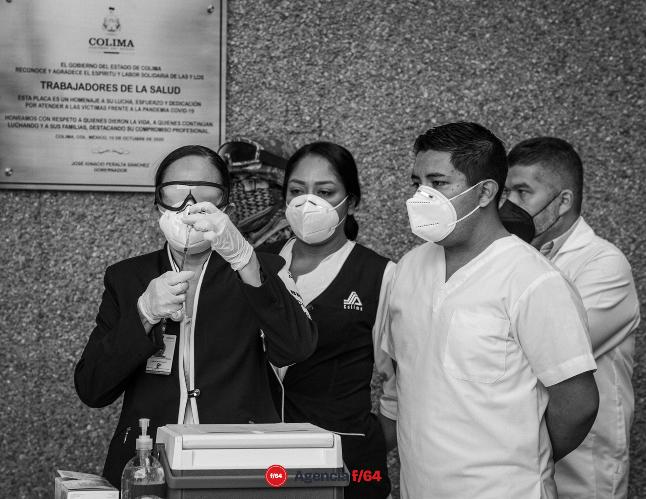 Momento previo a la primera aplicación de la vacuna COVID-19 en el Estado de Colima.