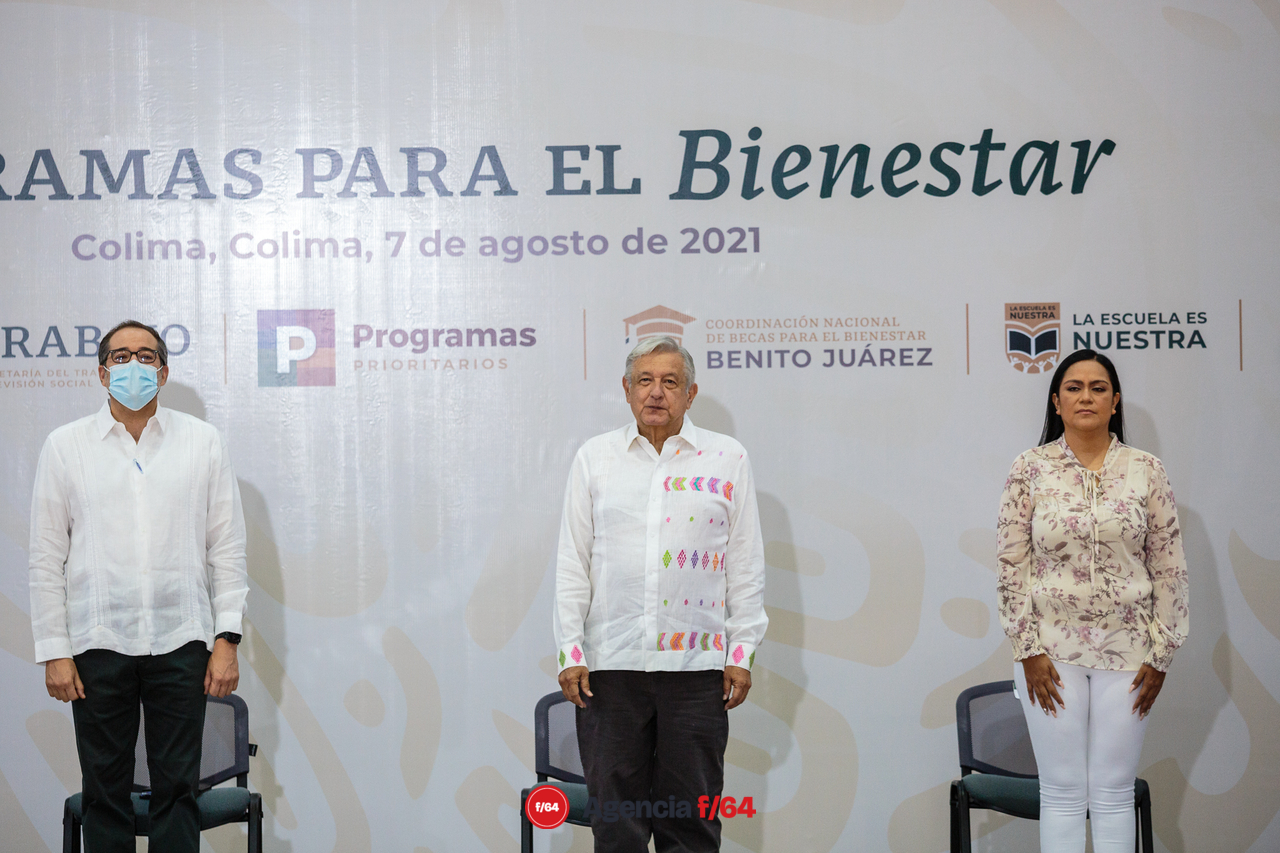 El Presidente Andrés López Obrador, el Gobernador José Ignacio Peralta Sánchez y la Subsecretaria de Bienestar Ariadna Montiel Reyes.