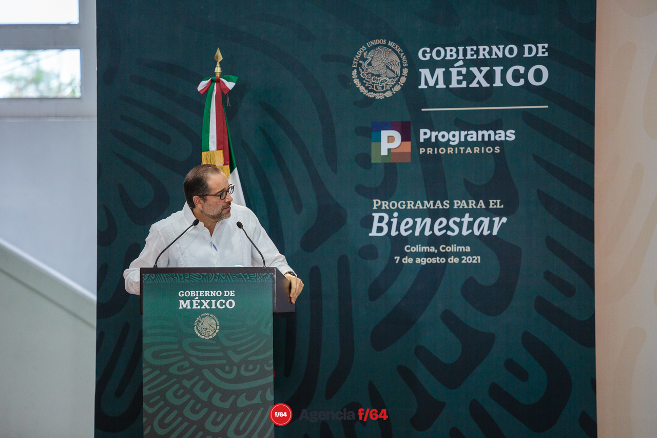 El Gobernador José Ignacio Peralta Sánchez en su intervención hablando de los proyectos que deja su administración como el C5i y la donación de terrenos para la Guardia Nacional.