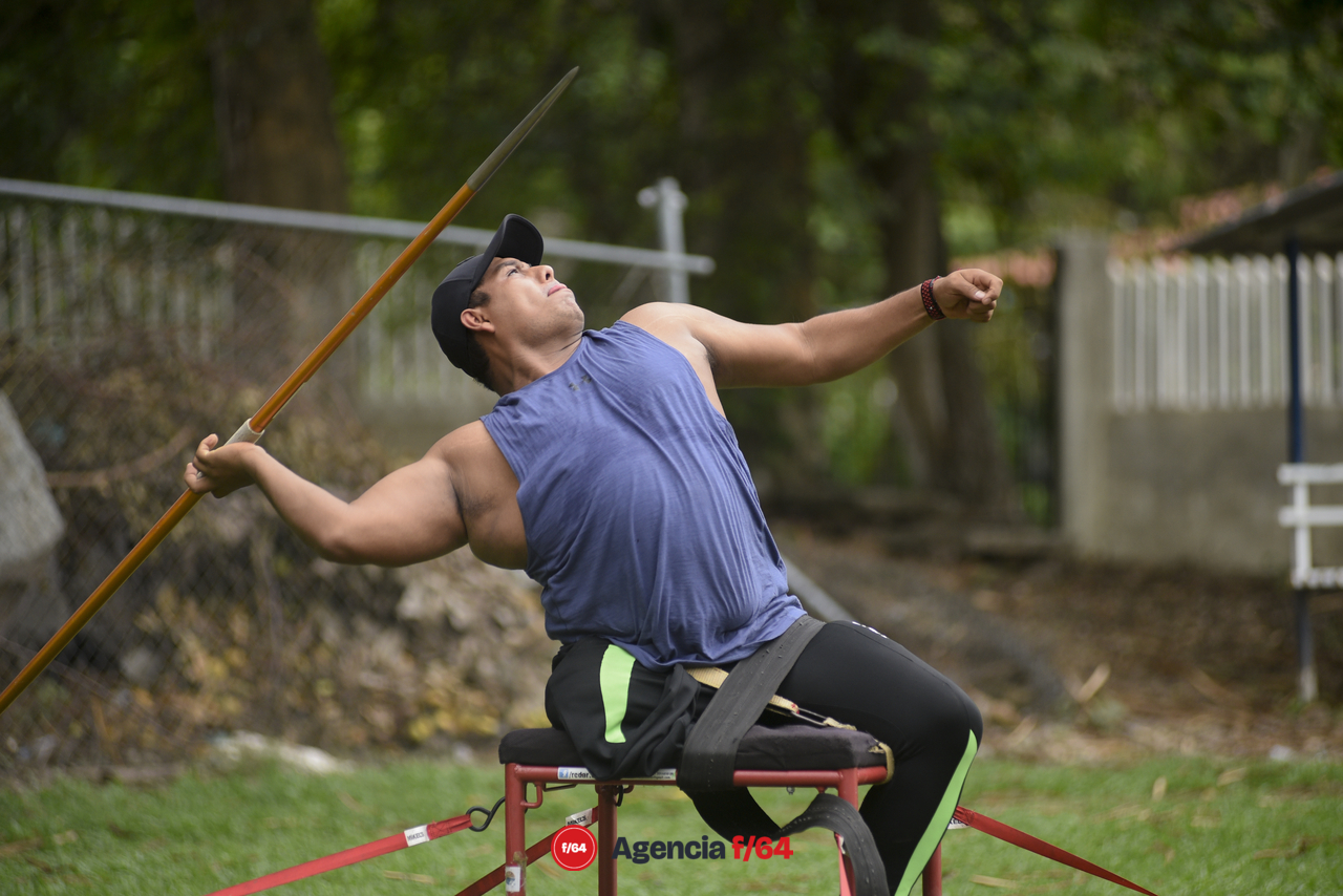 El originario de Ocotillo participa en la disciplina de lanzamiento de jabalina en los Juegos Paralímpicos de Tokio Japón.