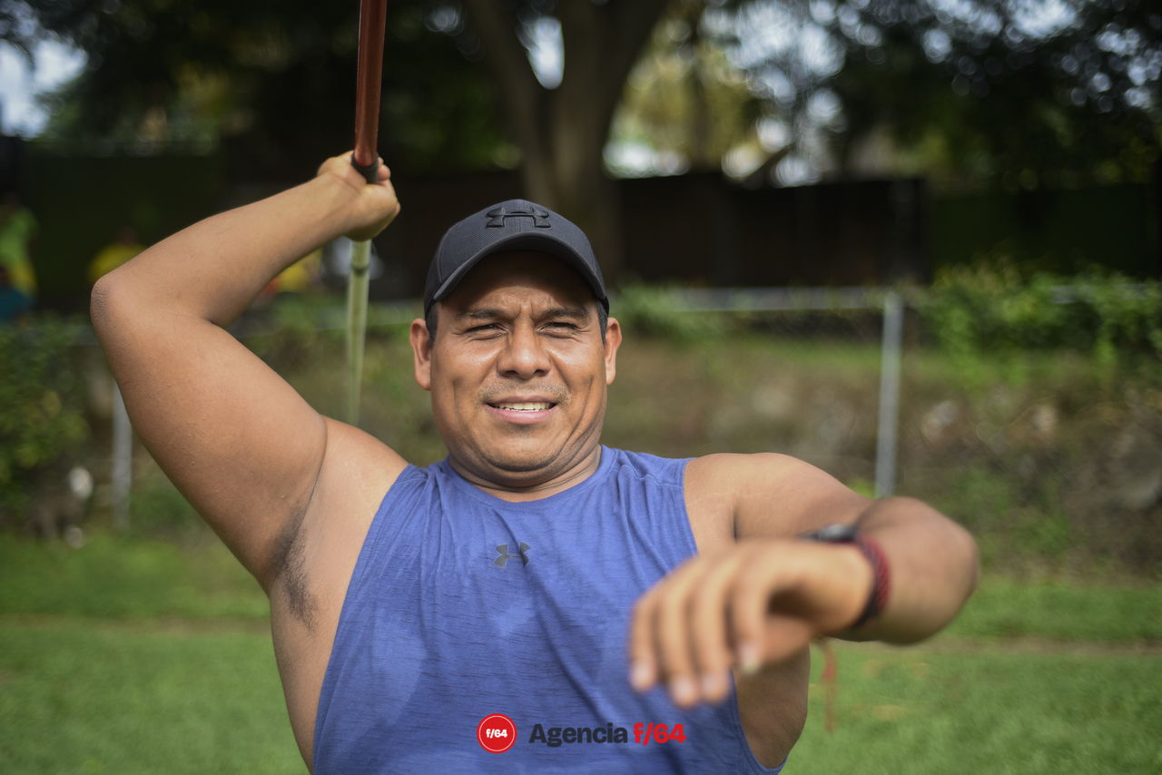 El originario de Ocotillo participa en la disciplina de lanzamiento de jabalina en los Juegos Paralímpicos de Tokio Japón.