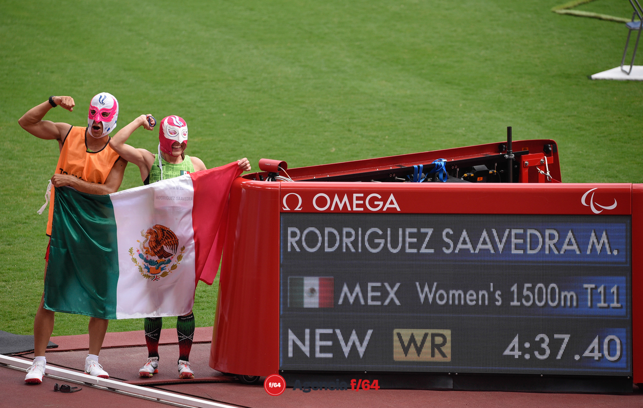 Mónica Rodríguez y guía Kevin Aguilar, logran récord mundial en los 1500 metros, clasificación T11