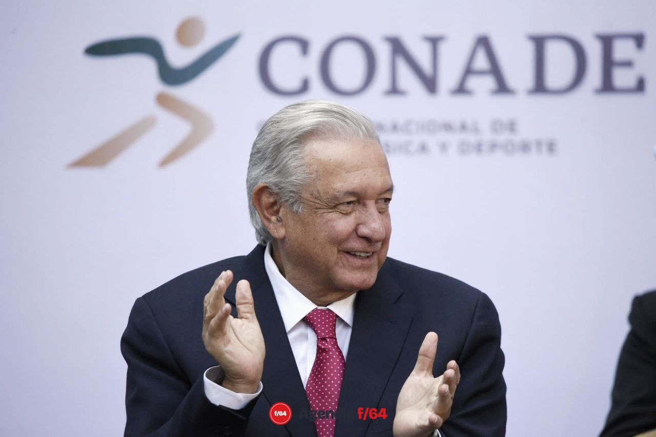 El Presidente de la República Andrés Manuel López Obrador recibió a la Delegación Mexicana que participa en los XVI Juegos Paralímpicos en Tokio Japón.