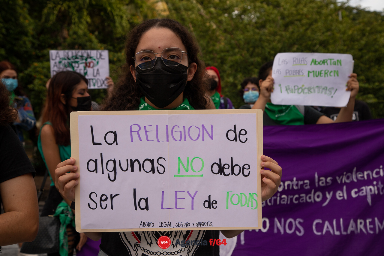 Acción global por el derecho al aborto en Colima.