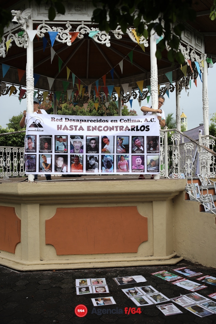 Integrantes del Colectivo "Red Desaparecidos en Colima". Armería, Colima.