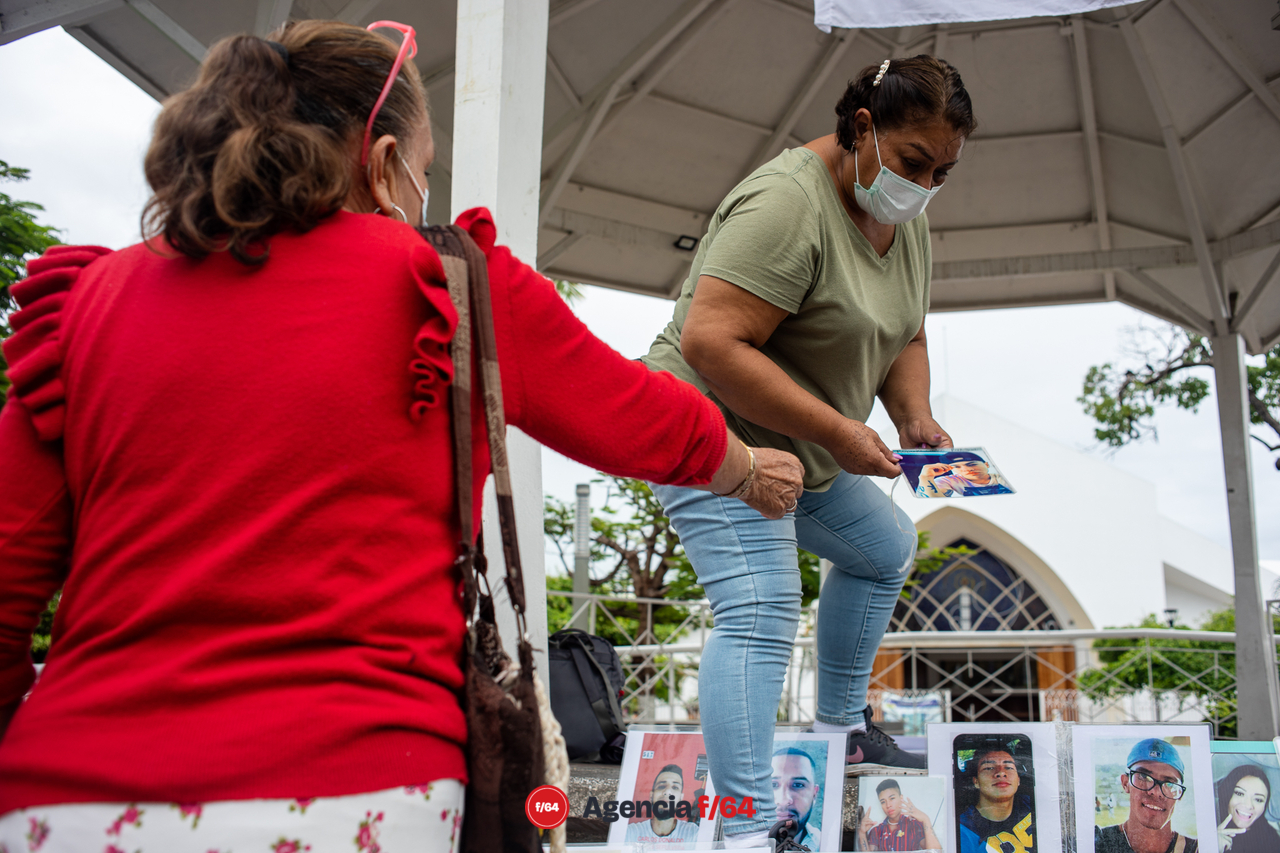 Segundo día de actividades por parte del Colectivo Red Desaparecidos en Colima. Municipio de Tecomán.