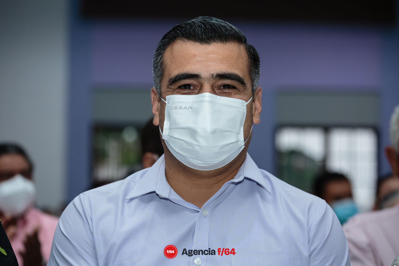 Toma de protesta de Felipe Michel.
Ruilt Rivera, Diputado Federal por el Distrito 1 de Colima.