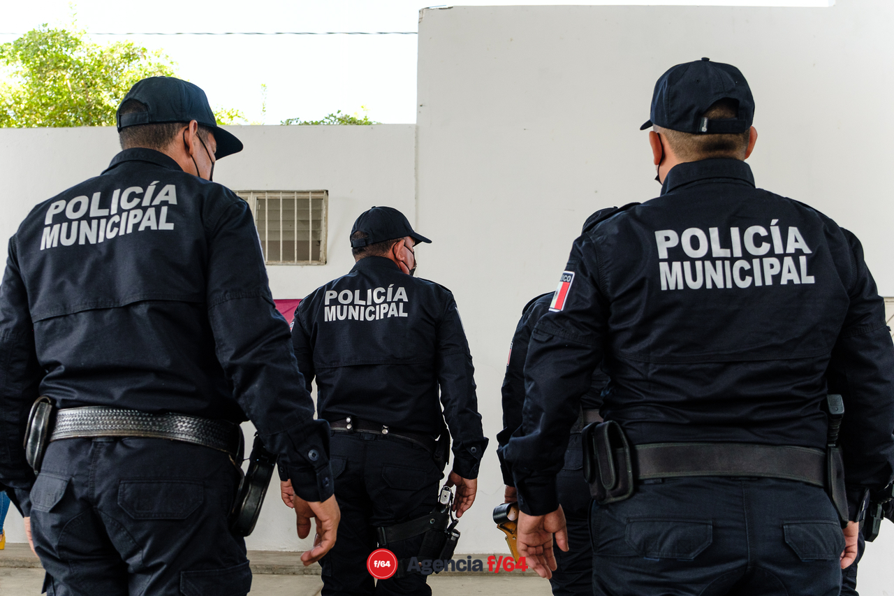 Escolta de la bandera, Policía Municipal de Armería 