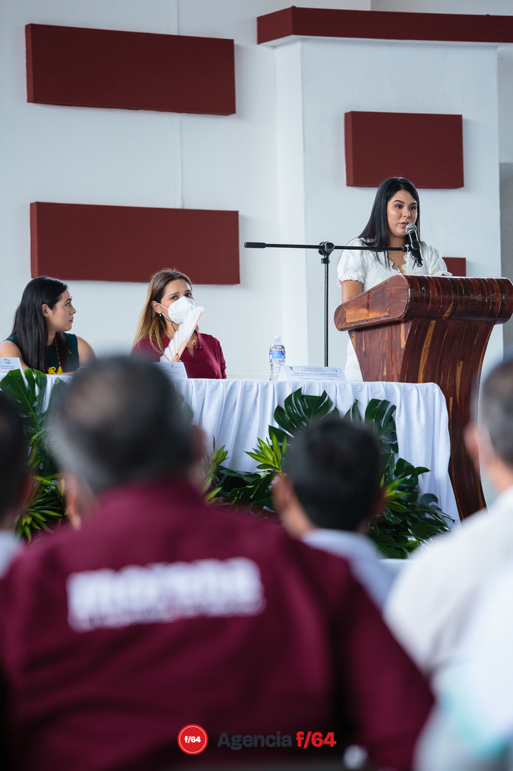Toma de protesta de Diana Zepeda