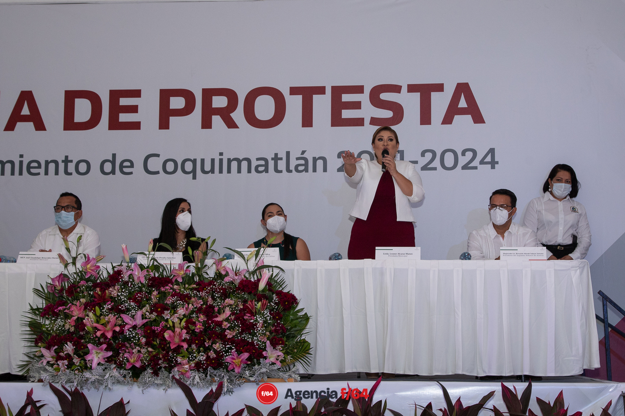 Toma de protesta de Leonor Alcaráz.