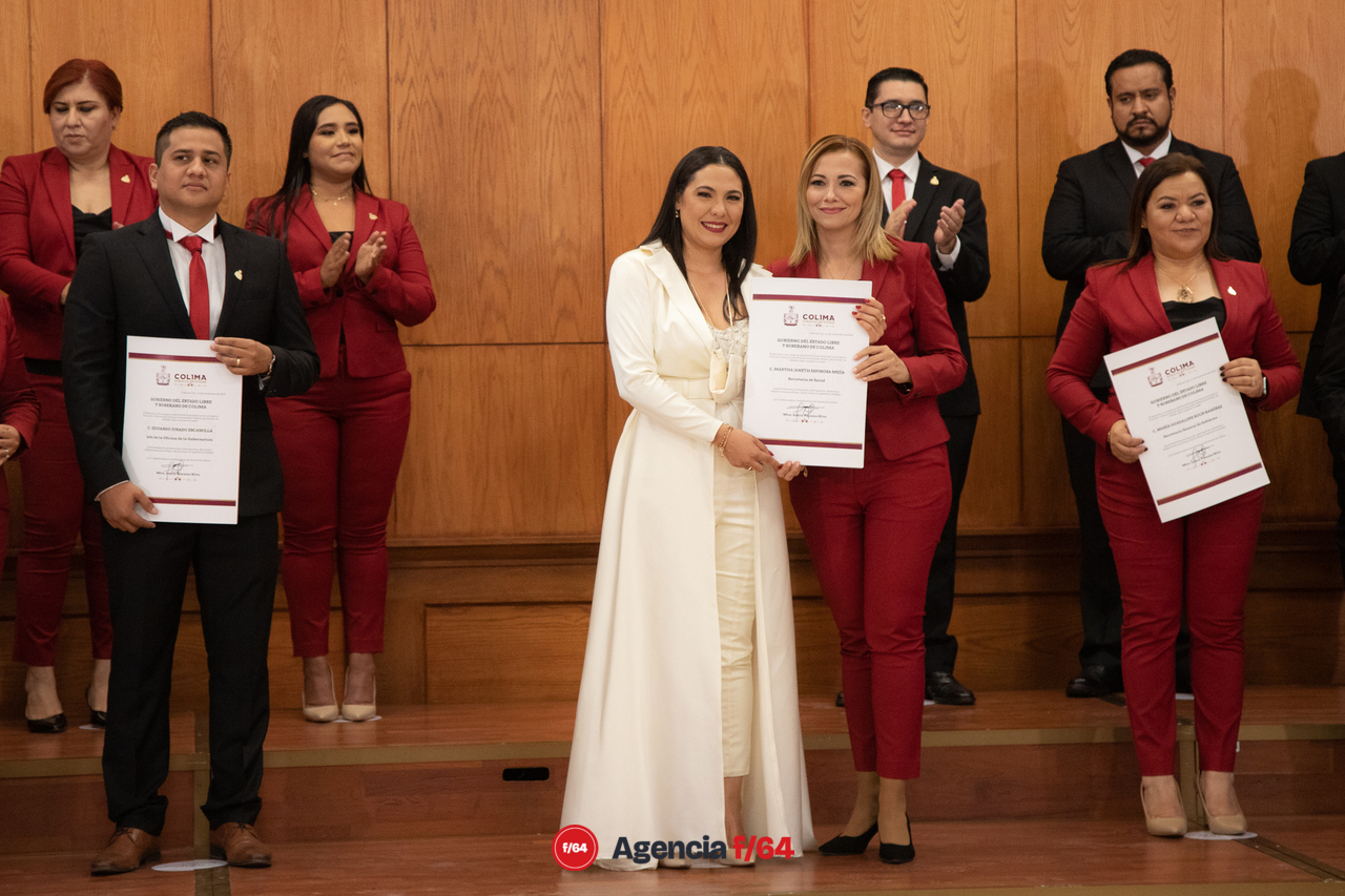 Toma de protesta y entrega de nombramientos al Gabinete de gobierno del Estado de Colima.
Martha Janeth Espinosa Mejía, Secretaria de Salud.