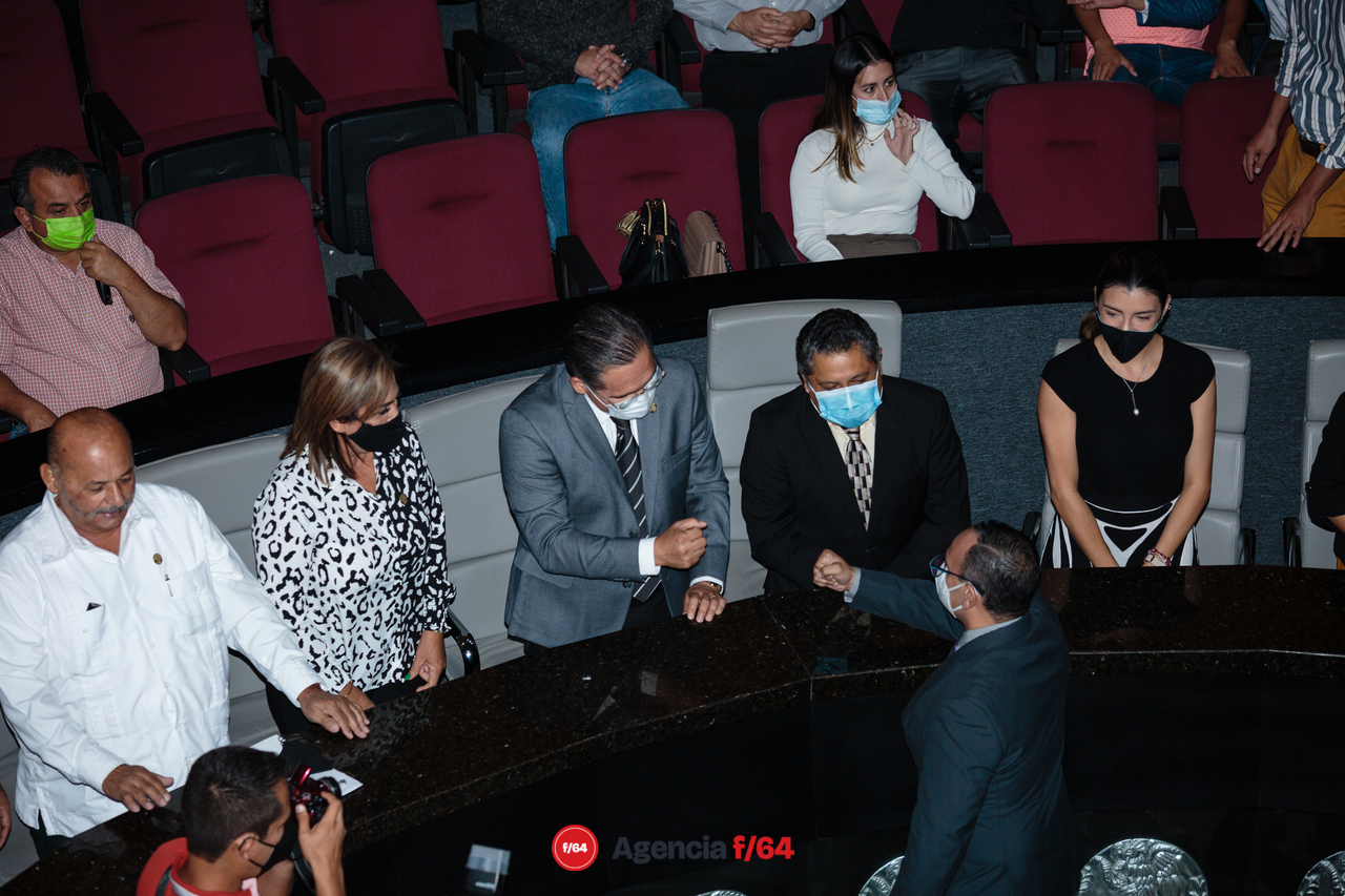 El Lic. Bryan Alejandro García Ramírez tomó protesta ante el Congreso del Estado de Colima como nuevo Fiscal General del Estado de Colima.