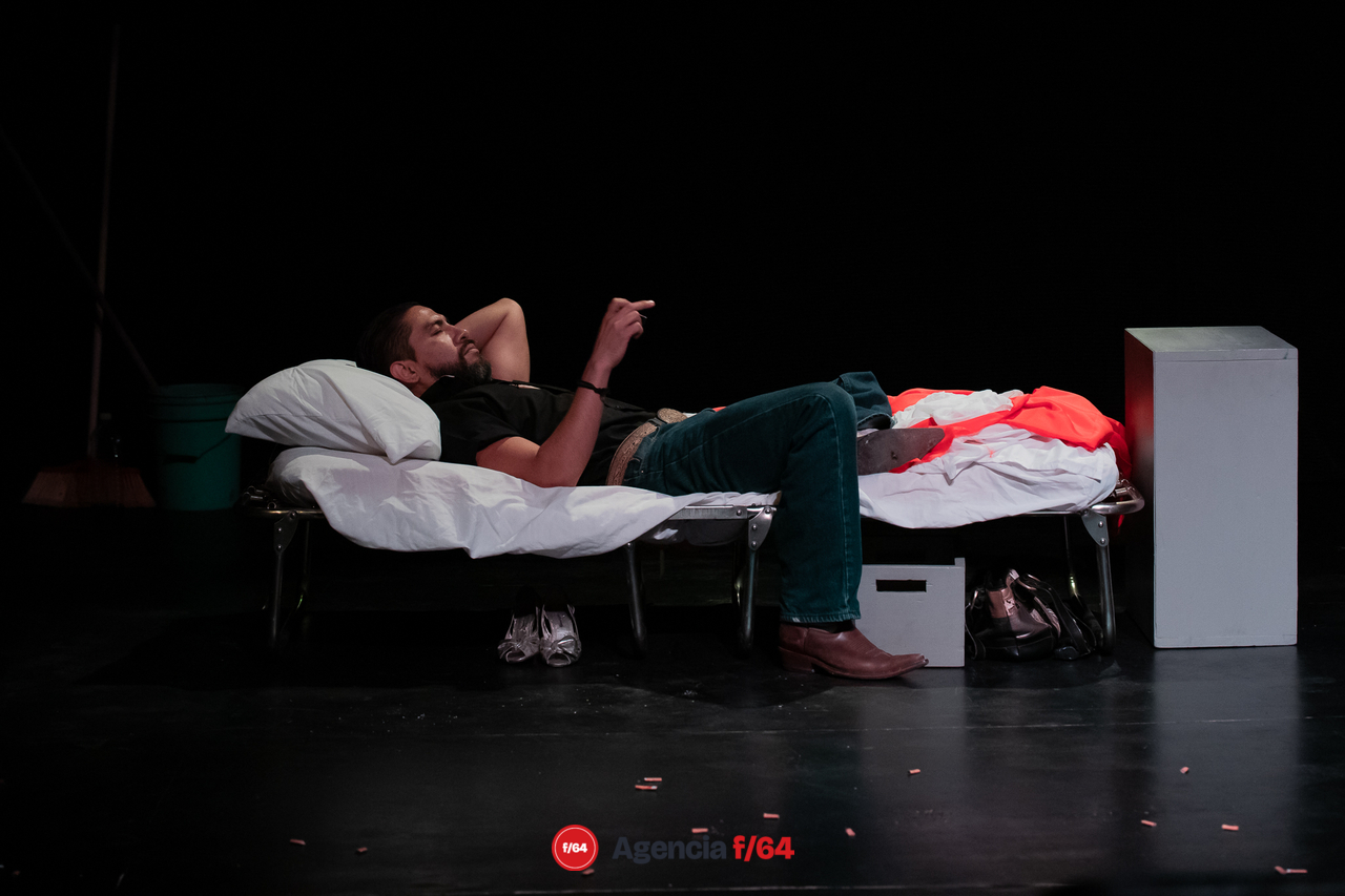 "La Casa de las Amapolas"
La Comuna Teatro.