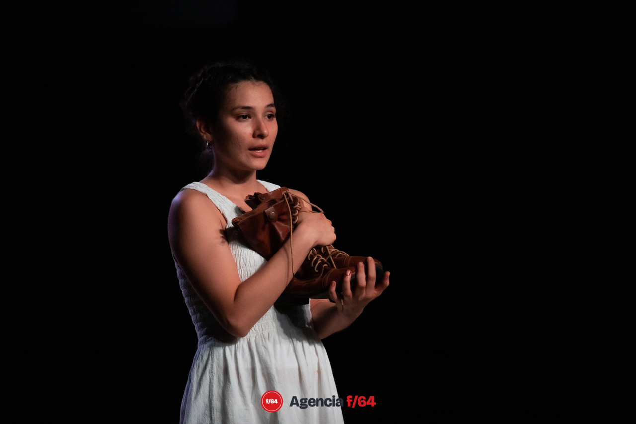 Adriana Palafox, actriz.
Anhelo Teatro.