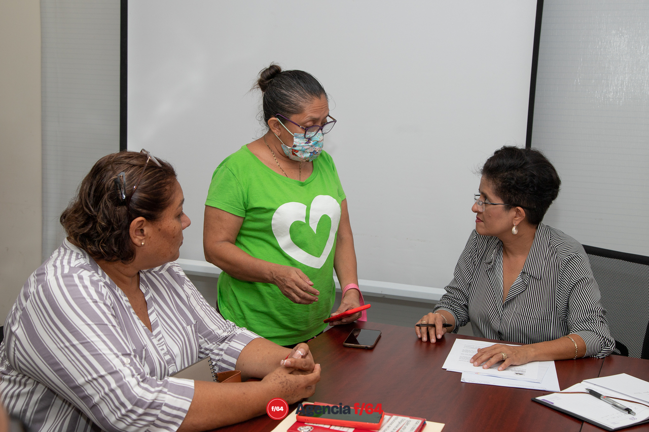 Diálogo con Red de desaparecidos en Colima A. C. y la Comisionada de Búsqueda de Personas Desaparecidas en el Estado de Colima.