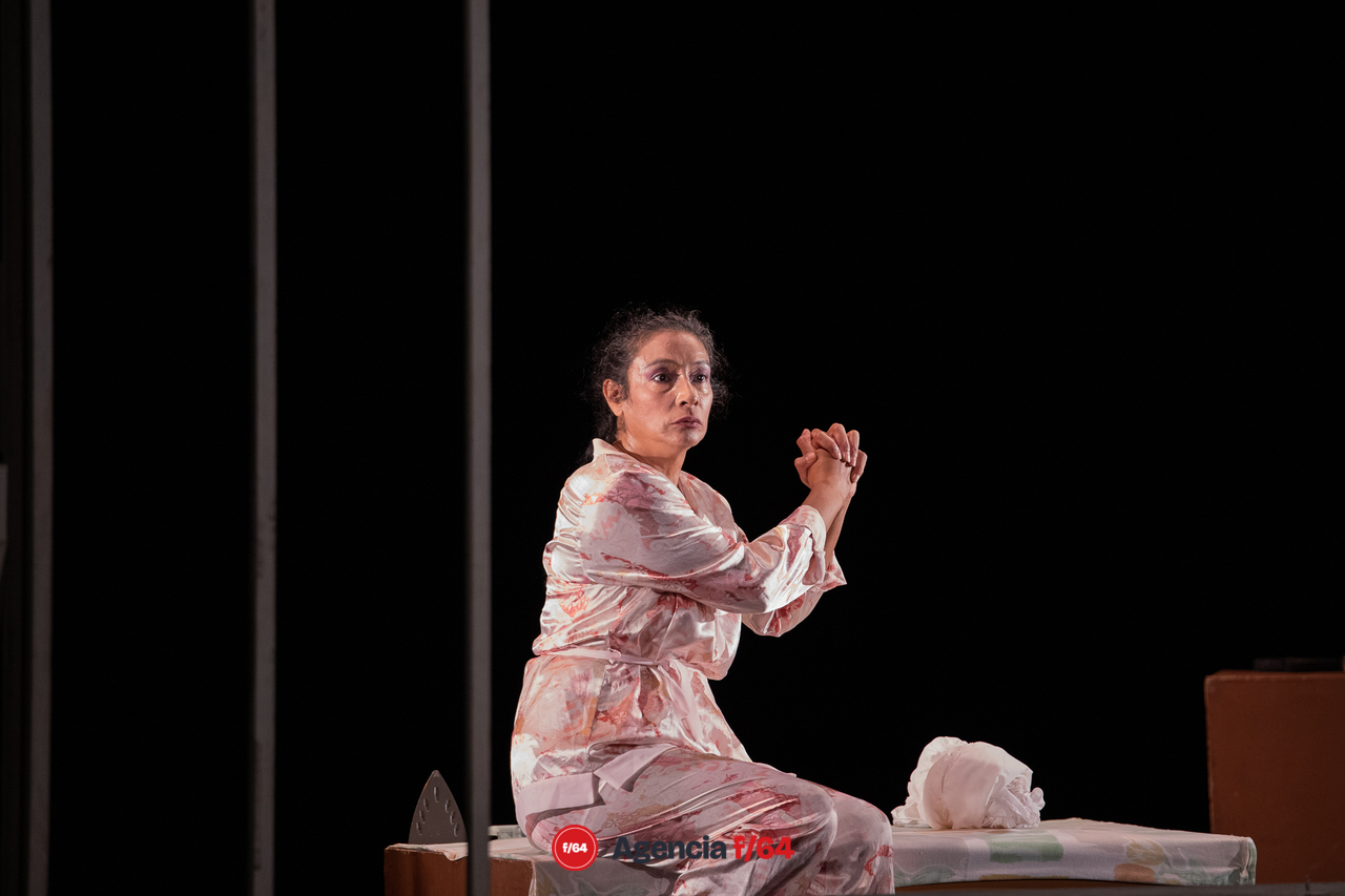 "Solo una Mujer"
Carmen Solorio, actriz.