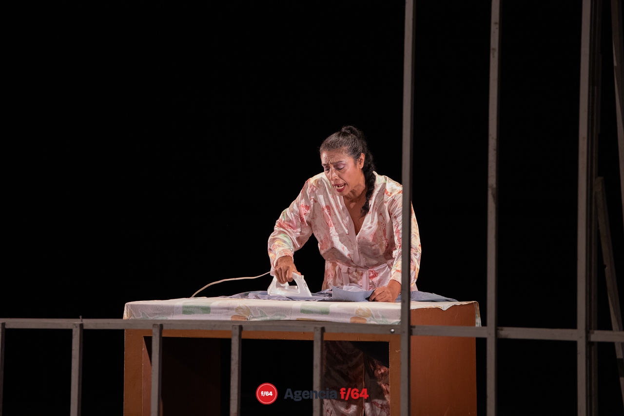 "Solo una Mujer"
Carmen Solorio, actriz.