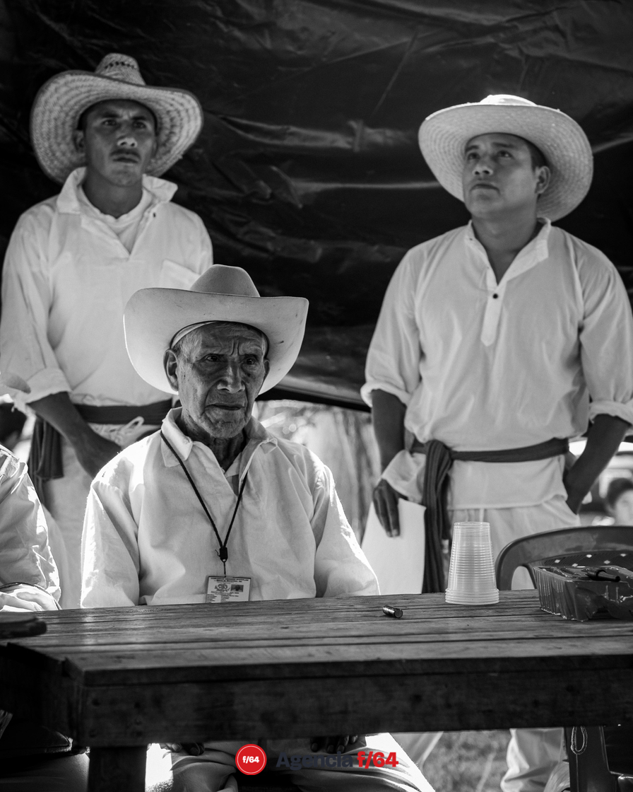 Nombran a Fermín Flores Elias y a Eusebio Ciprian Prudencio cómo nuevos representantes jurídicos para todo los tramites y litigios que tengan que ver con Registro Agrario Nacional (RAN) y lucha por defensa del Territorio de la Sierra de Manantlán. 