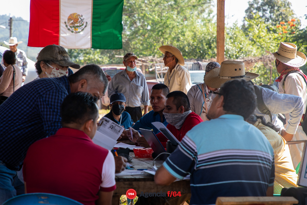 Nombran a Fermín Flores Elias y a Eusebio Ciprian Prudencio cómo nuevos representantes jurídicos para todo los tramites y litigios que tengan que ver con Registro Agrario Nacional (RAN) y lucha por defensa del Territorio de la Sierra de Manantlán. 