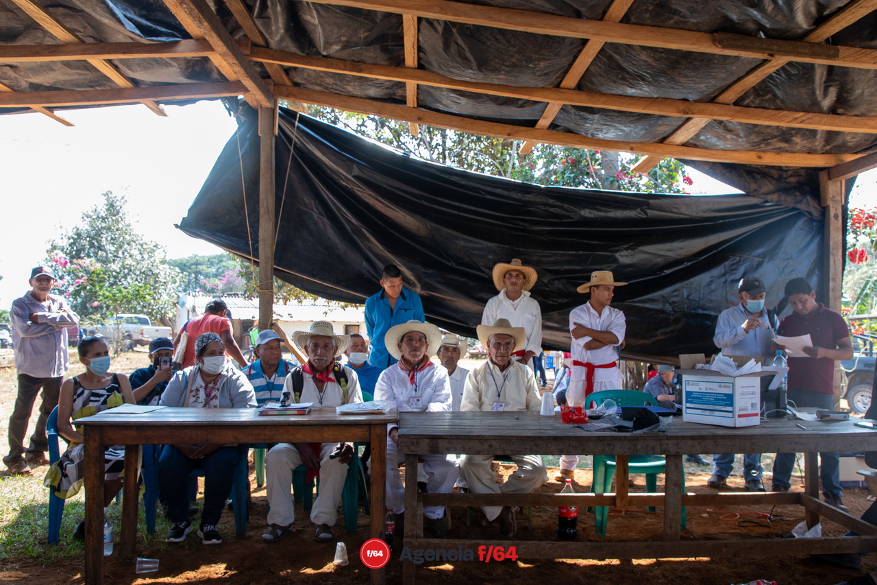 Nombran a Fermín Flores Elias y a Eusebio Ciprian Prudencio cómo nuevos representantes jurídicos para todo los tramites y litigios que tengan que ver con Registro Agrario Nacional (RAN) y lucha por defensa del Territorio de la Sierra de Manantlán. 