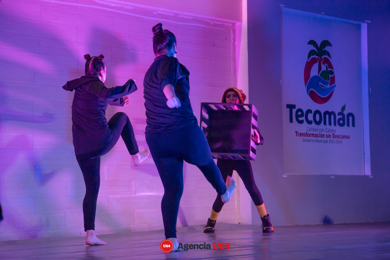 Clausura del V Festival Teatral de Verano-Tecomán.