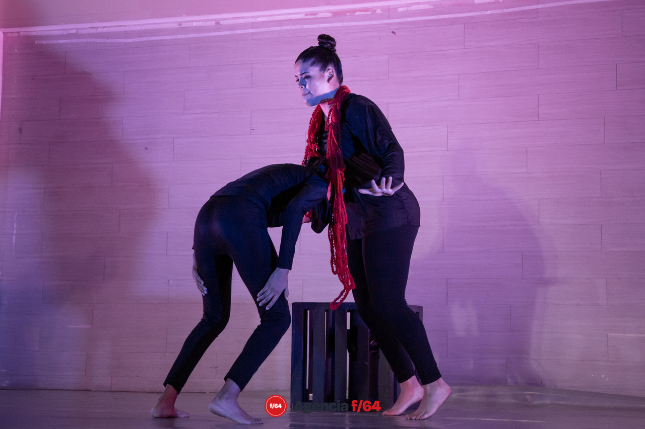 Los cuervos no se peinan.
Compañía de Teatro Caracol.