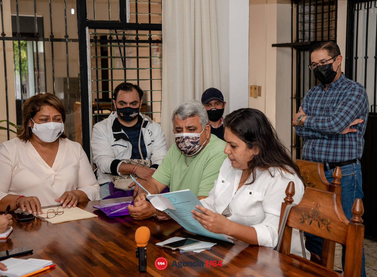 Lectura del Informe que entregó la Lic. Rosa Evelia Pérez Valdivia, Delegada para la Búsqueda de Personas Desaparecidas en Colima, al Visitador de la CDH del Estado de Colima, el Lic. Pedro Alejandro Mejía Chávez. 