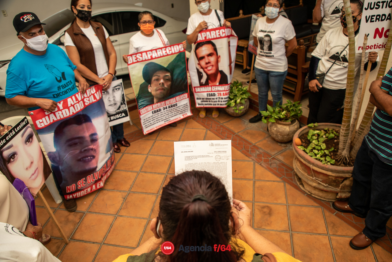 Lectura del Informe que entregó la Lic. Rosa Evelia Pérez Valdivia, Delegada para la Búsqueda de Personas Desaparecidas en Colima, al Visitador de la CDH del Estado de Colima, el Lic. Pedro Alejandro Mejía Chávez. 