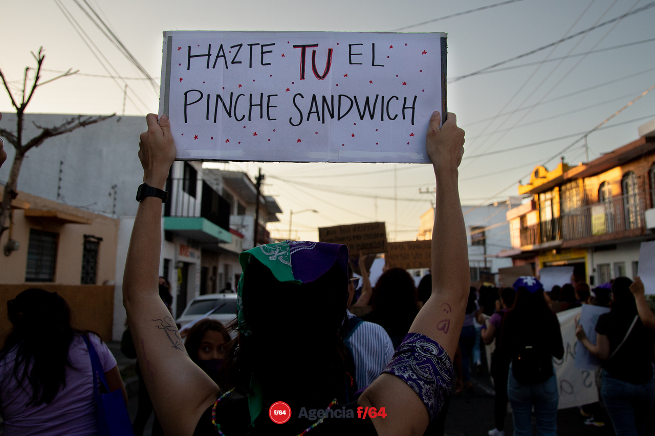 Cientos de mujeres salen a las calles con motivo del 8M.