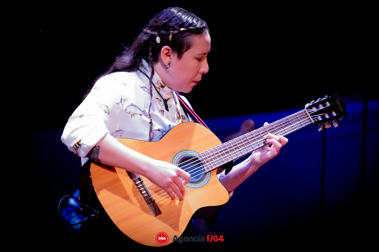 Ingrid Guijarro presenta su más reciente álbum en Teatro Hidalgo.
Colima, col.