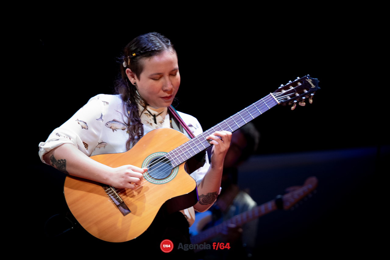 Ingrid Guijarro presenta su más reciente álbum en Teatro Hidalgo.
Colima, col.