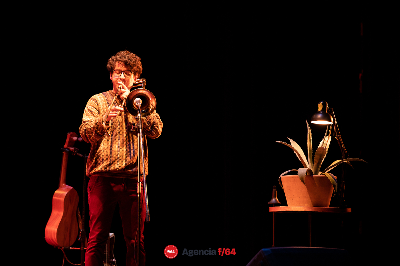 Ingrid Guijarro presenta su más reciente álbum en Teatro Hidalgo.
Colima, col.