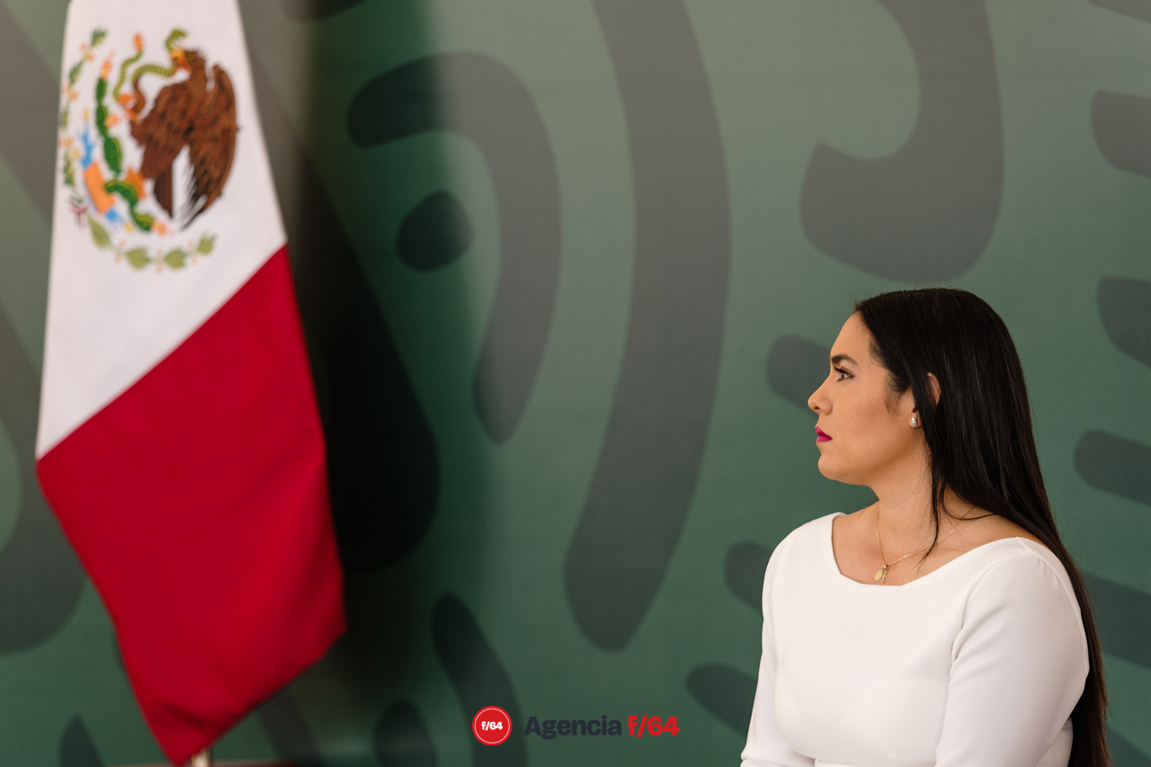 La Gobernadora de Colima, Indira Vizcaíno Silva.