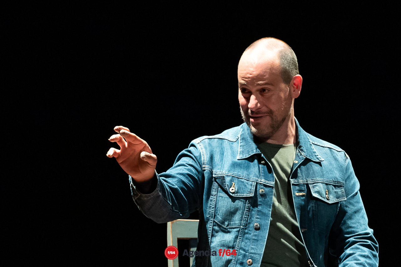 Antón Araiza.
17º Festival de Teatro a una sola Voz.
Colima, Col.