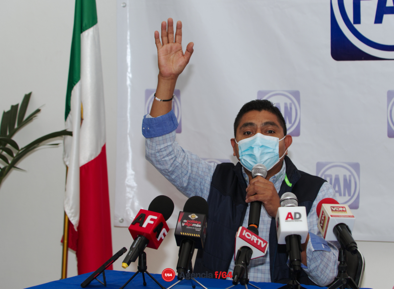 Se registra Jorge Luis Preciado como precandidato a Diputado Federal